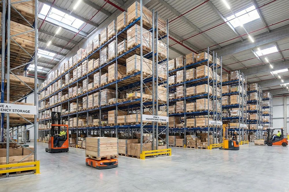 Selective pallet racking system installation in a distribution centre warehouse