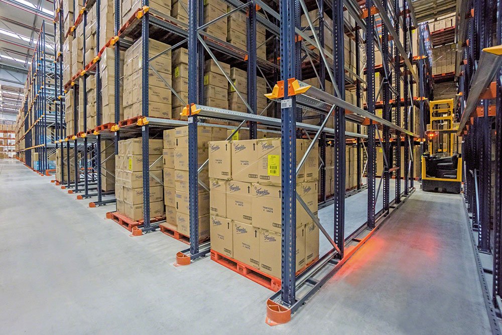 Drive-In Racking for e-commerce warehouse fulfilment by AME Rack