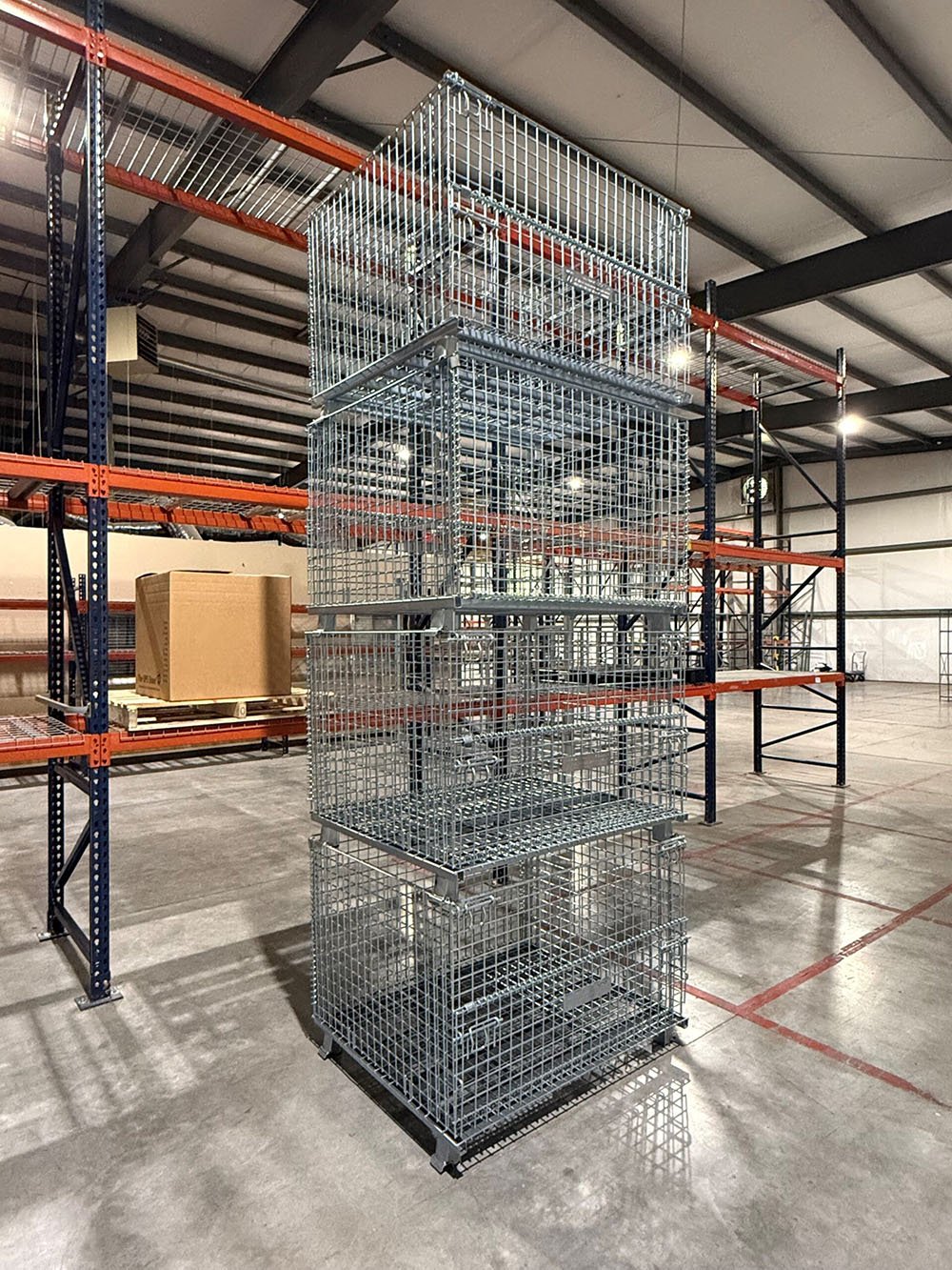 Foldable galvanized wire mesh container with half-drop front gate